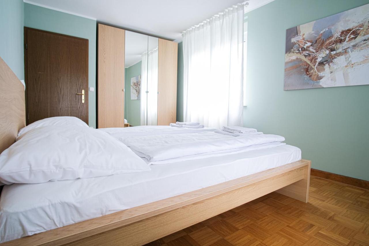 M16 Spacious And Bright Apartment Ljubljana Bagian luar foto