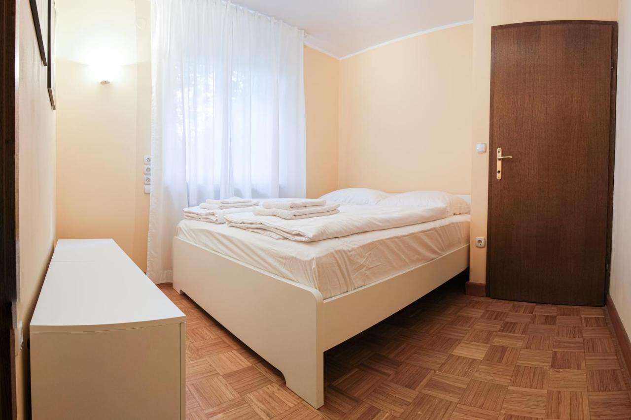 M16 Spacious And Bright Apartment Ljubljana Bagian luar foto
