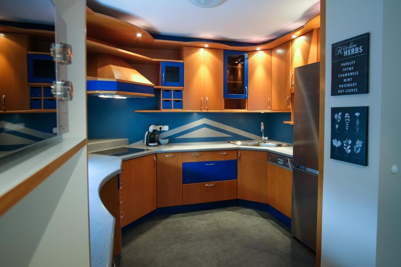 M16 Spacious And Bright Apartment Ljubljana Bagian luar foto